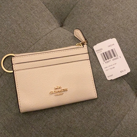 Coach Accessories - Coach change purse/ keychain